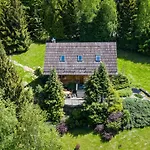 Jarzebata Holiday home *