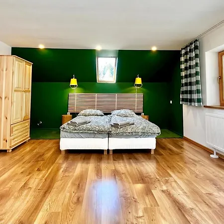 Jarzebata Vakantiehuis *